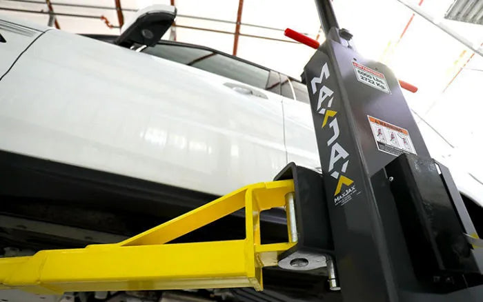 MaxJax M7K Portable Two Post Lift Standard Package