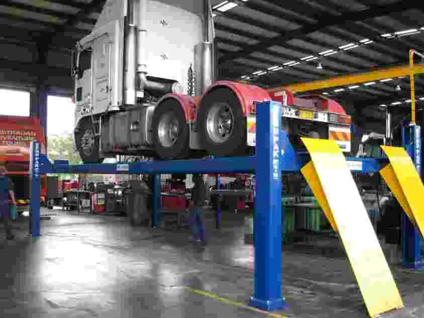 BendPak HDS-40 Four Post Truck Lift 40,000 lbs. Capacity